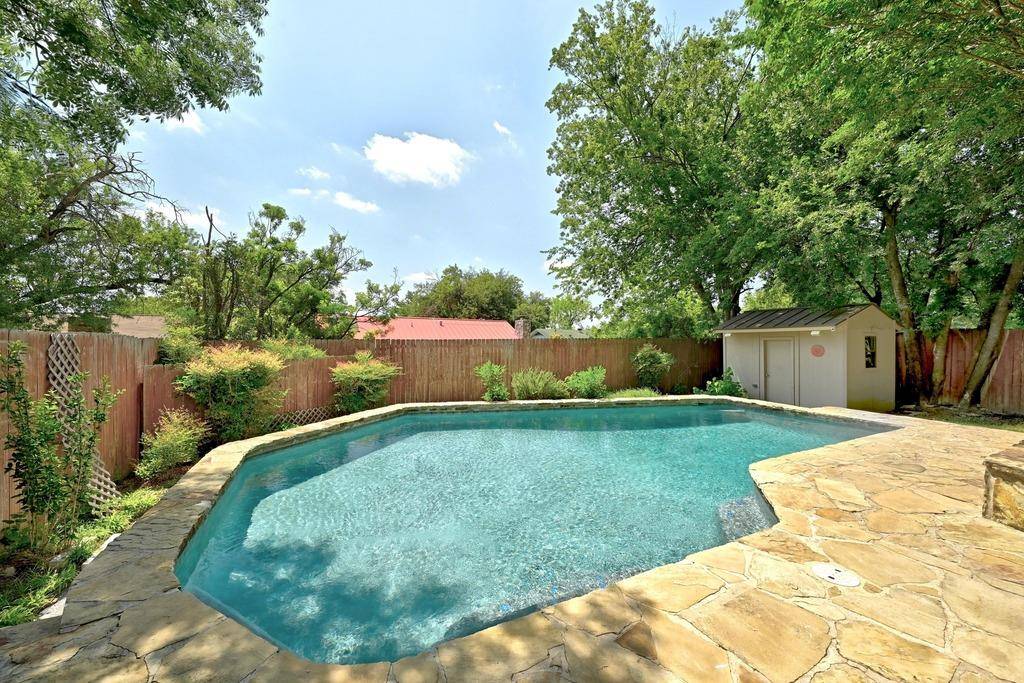 Austin, TX 78745,6903 Moonmont DR