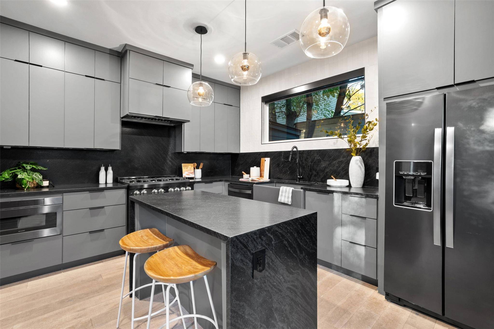 Austin, TX 78704,2209 Rae Dell Ave