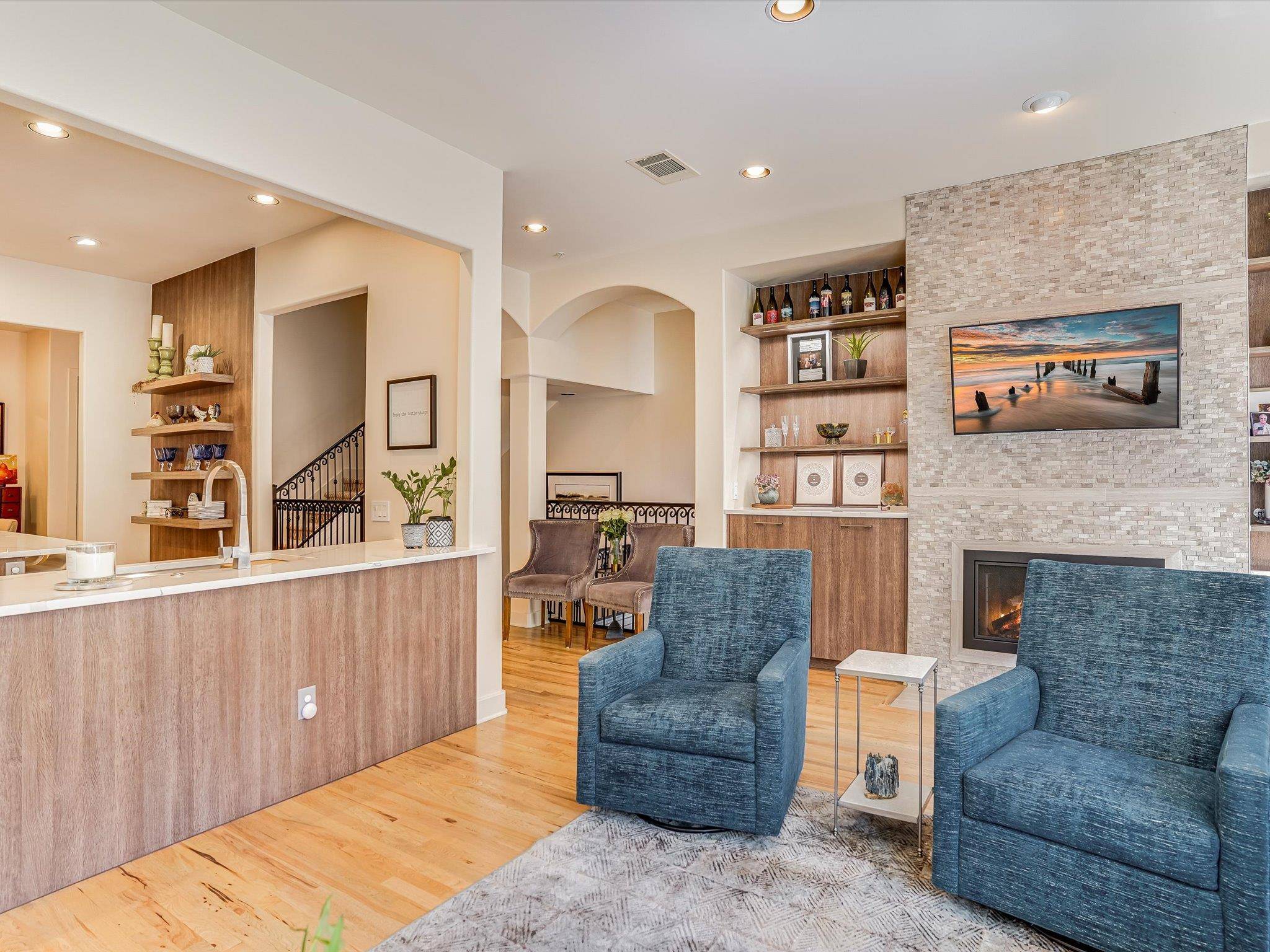 Austin, TX 78704,1529 Barton Springs RD #27