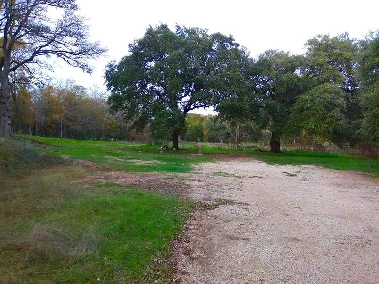 Smithville, TX 78957,135 Powell RD