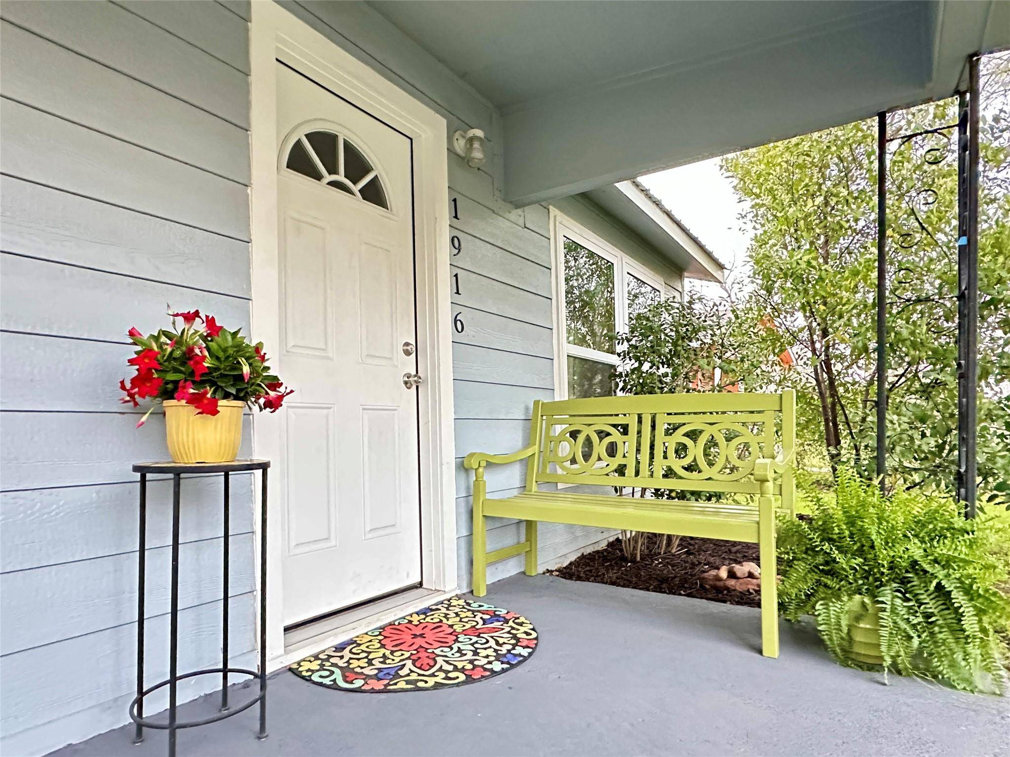 Bastrop, TX 78602,1916 Hill ST