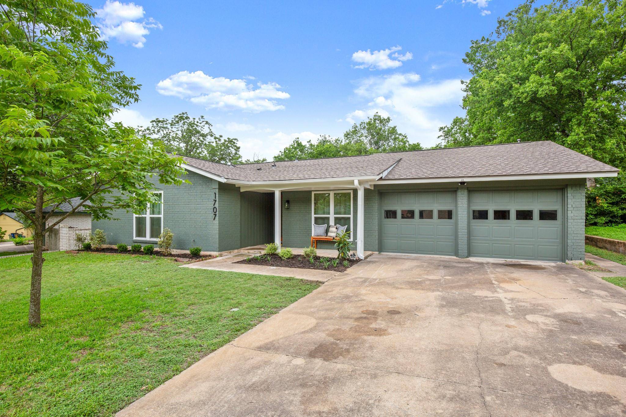Austin, TX 78752,1707 Raven DR