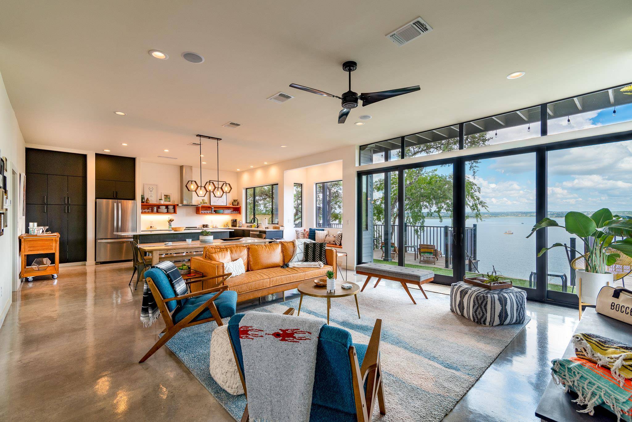 Canyon Lake, TX 78133,877 Glenn DR
