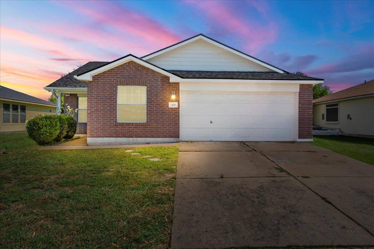 Hutto, TX 78634,308 Flinn ST