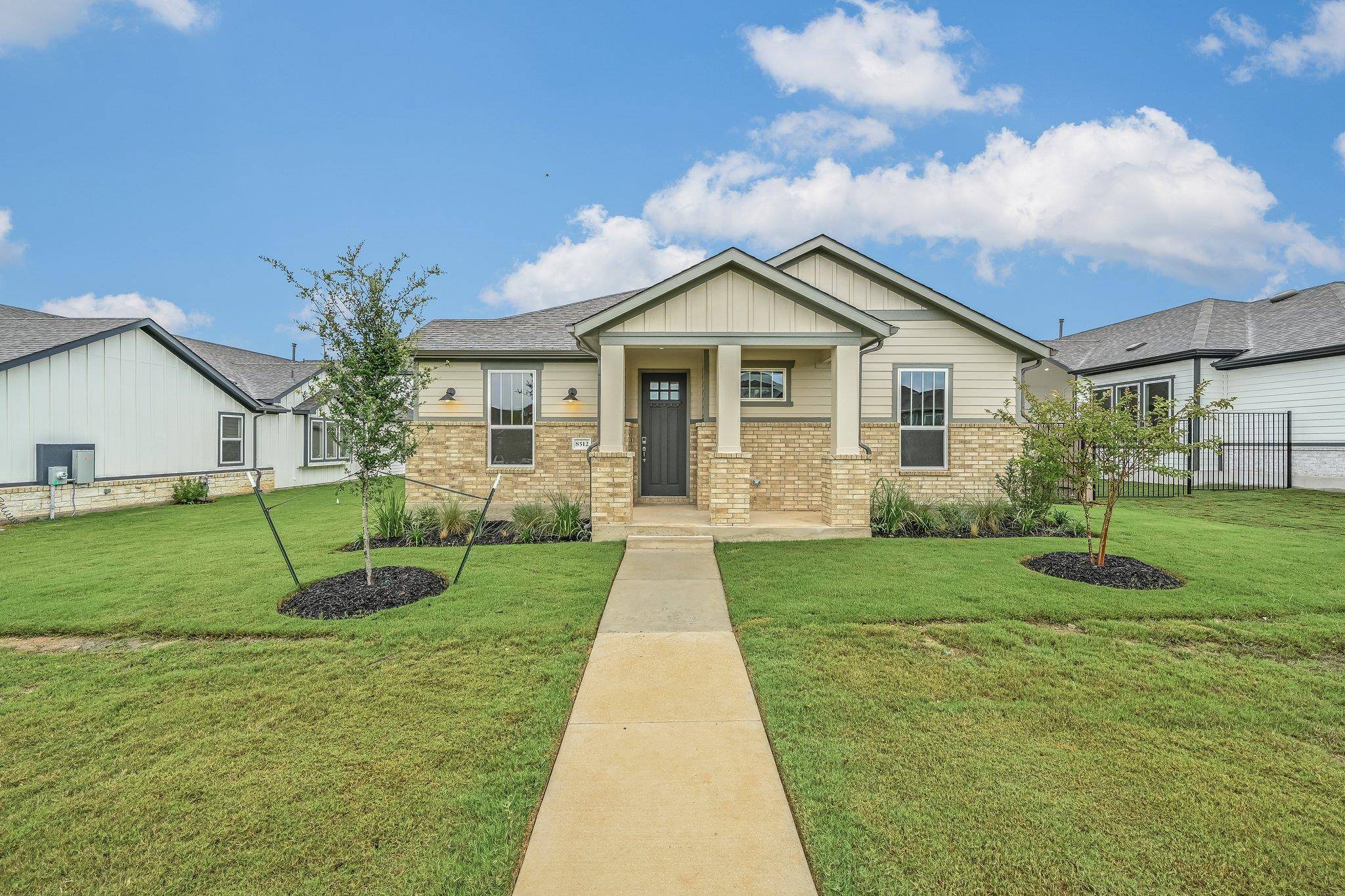 Austin, TX 78744,8512 Dongan DR
