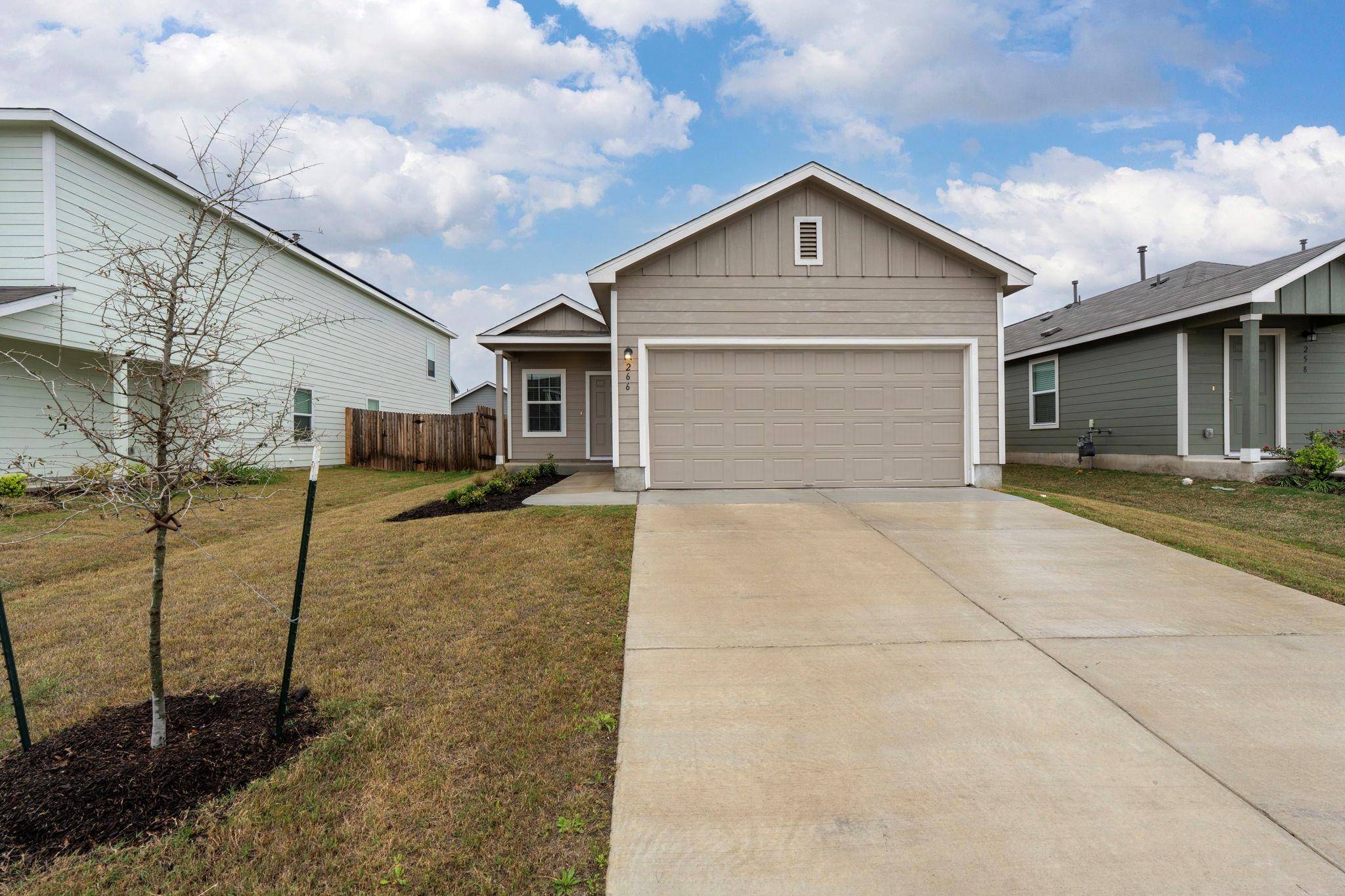 Maxwell, TX 78656,266 Amber GLN