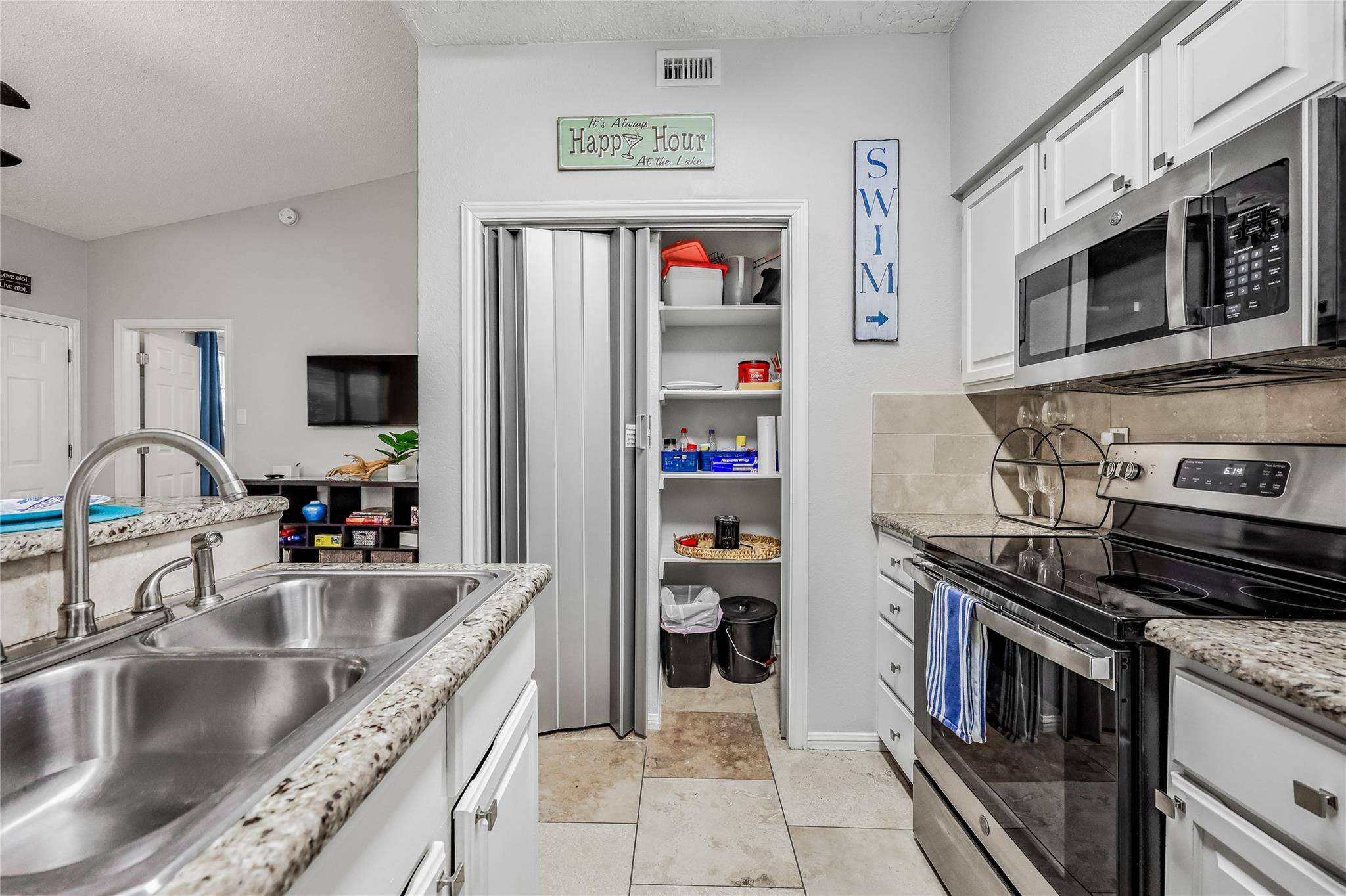 Lago Vista, TX 78645,3404 American DR #3300