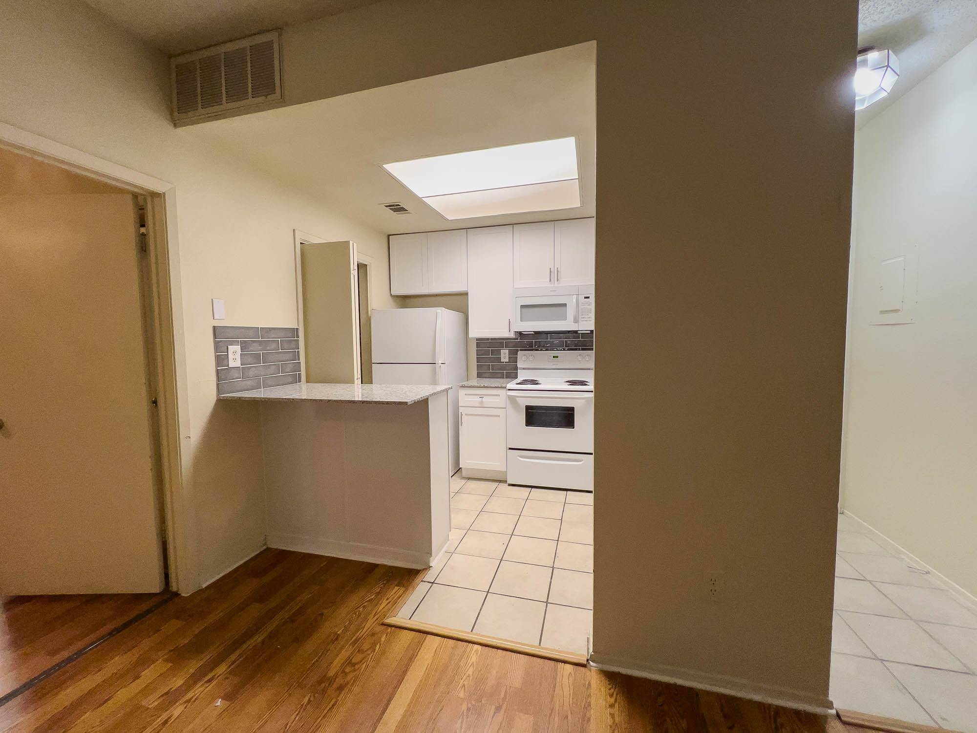 Austin, TX 78705,806 W 24th ST #130