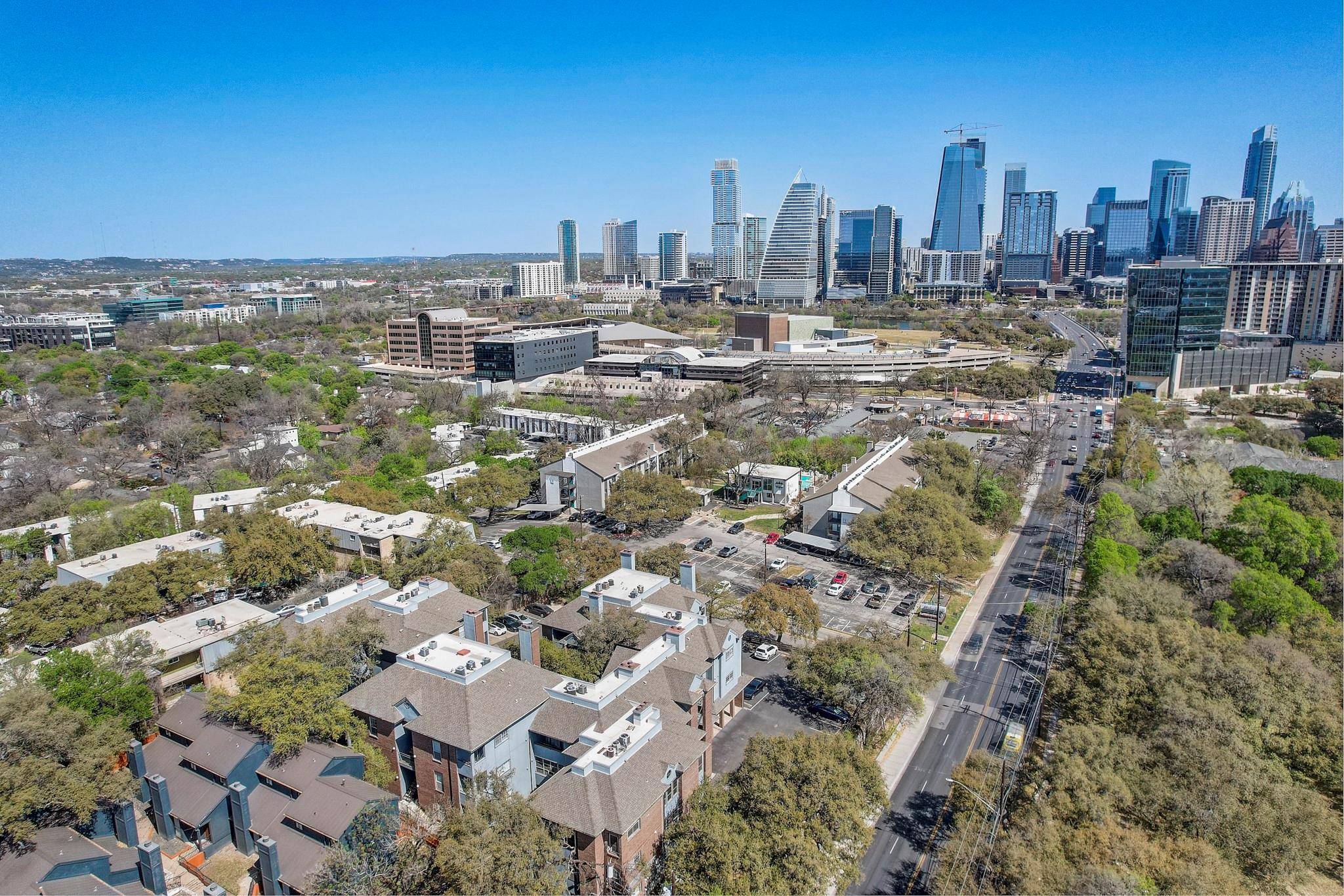 Austin, TX 78704,700 S 1st ST #304
