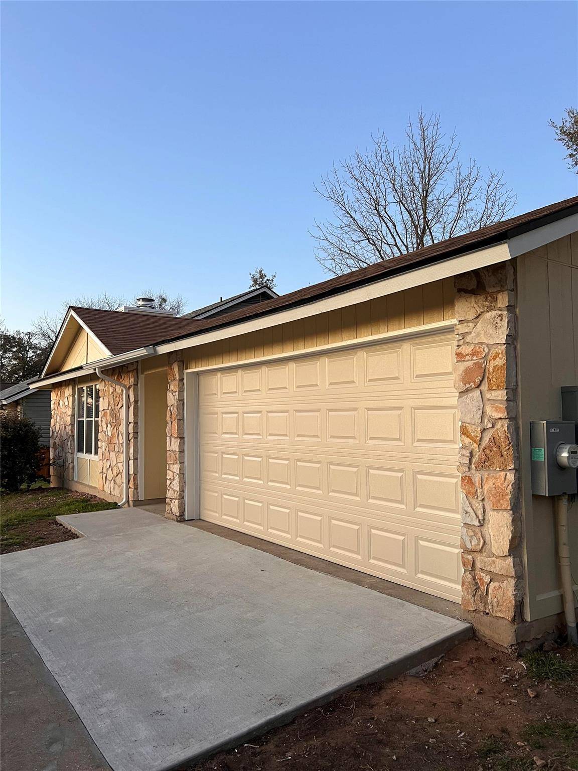 Austin, TX 78759,8308 wexford DR