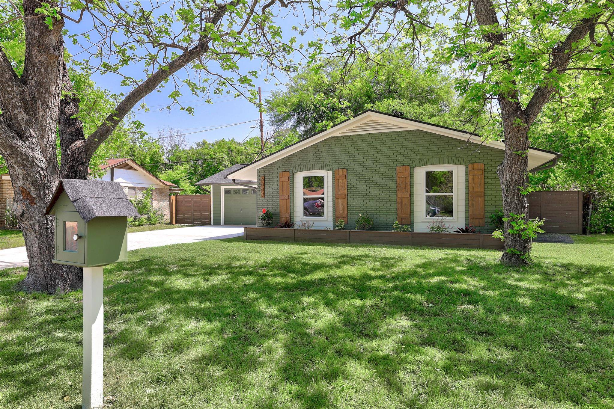 Austin, TX 78723,6007 Belfast DR
