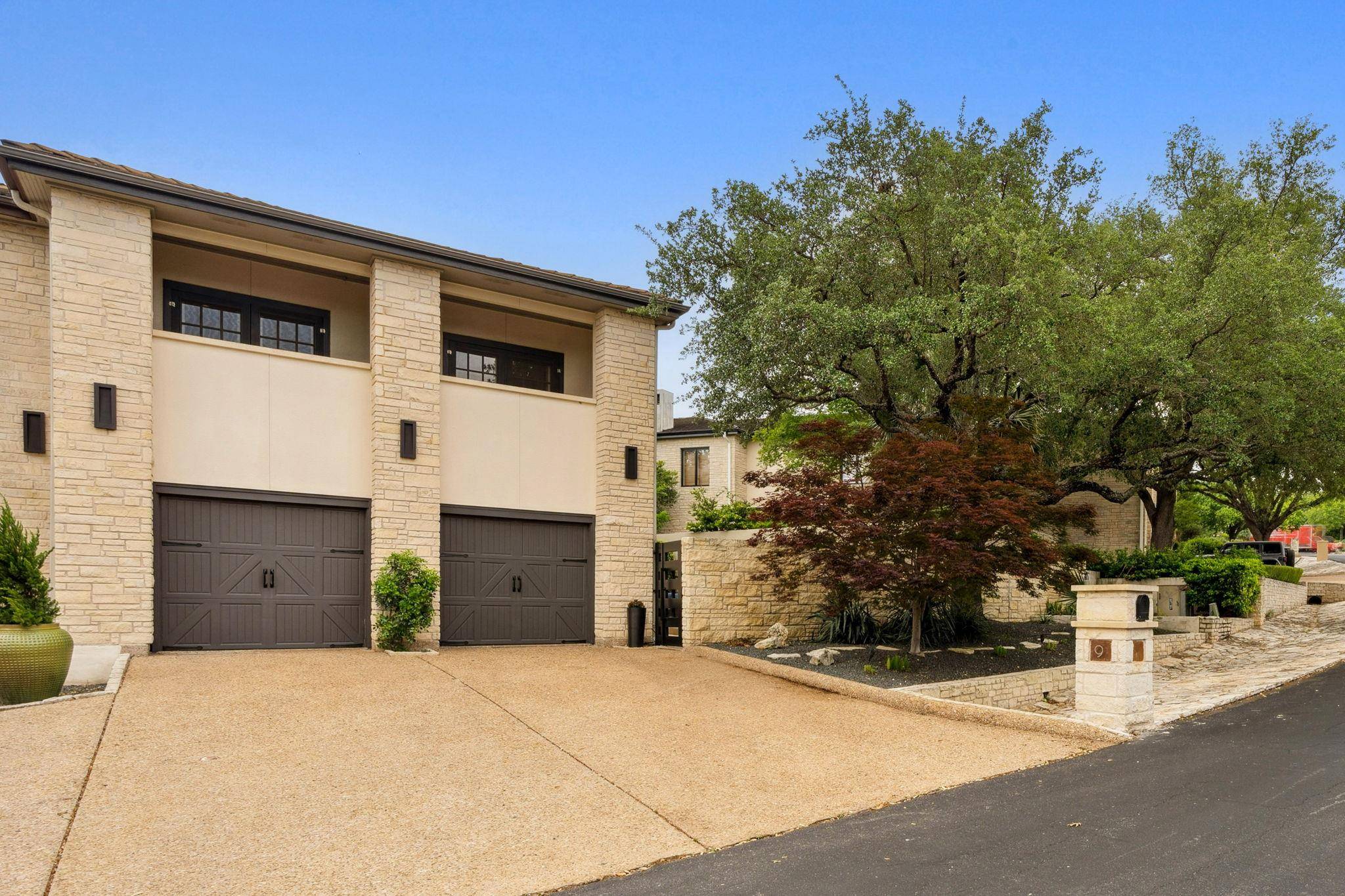 The Hills, TX 78738,9 Swiftwater TRL