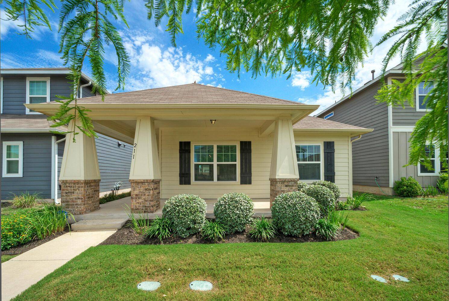 Hutto, TX 78634,211 S Timber Brook DR