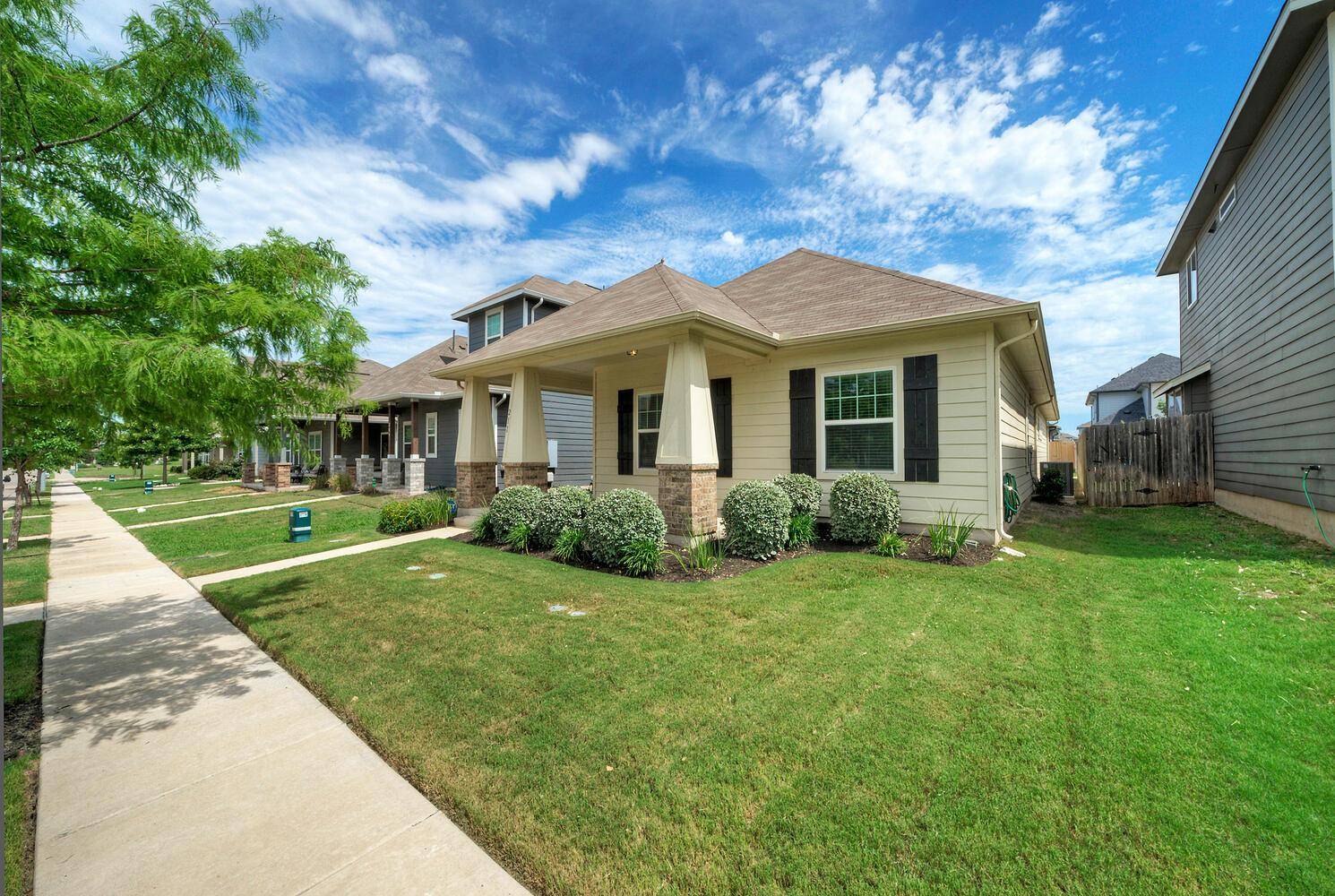 Hutto, TX 78634,211 S Timber Brook DR