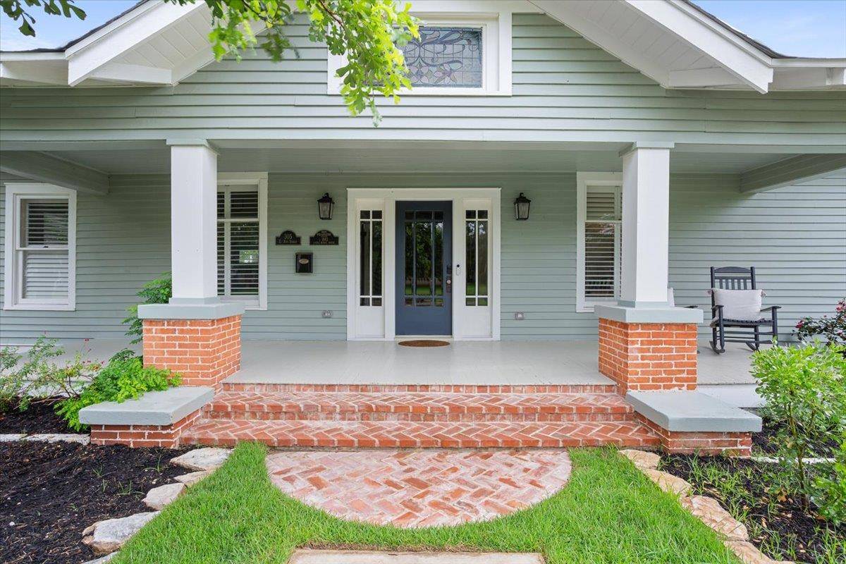 Georgetown, TX 78626,305 E 8th ST