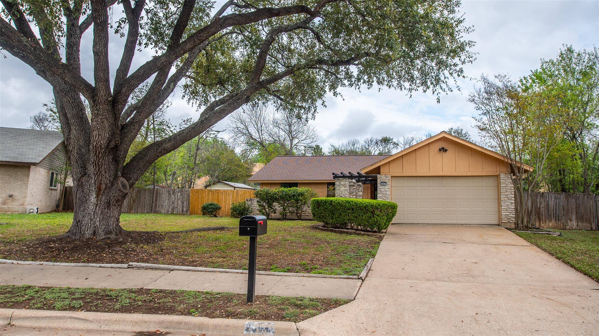 Austin, TX 78745,5307 Presidio RD