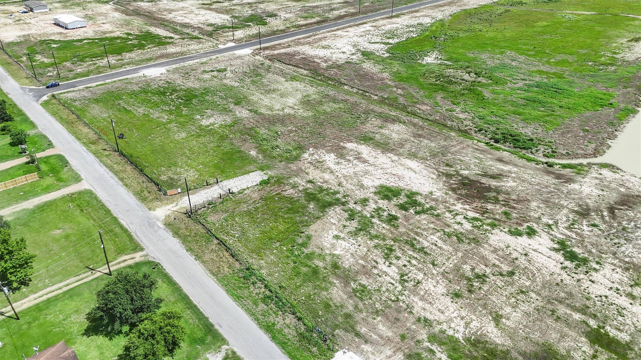 Bellville, TX 77418,365 Lisa Mae RD