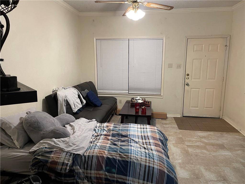 Austin, TX 78705,915 W 23rd ST #102