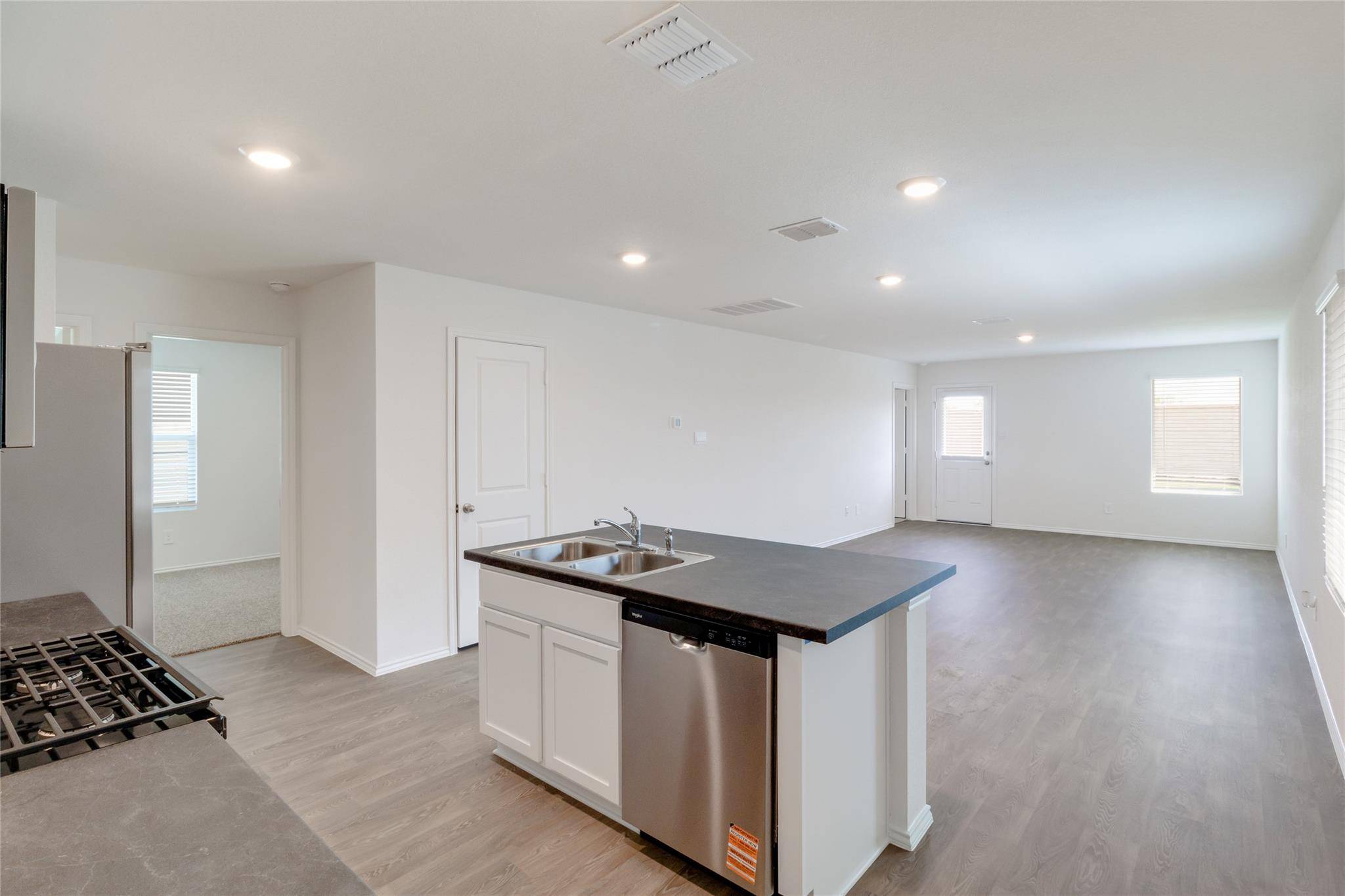 Buda, TX 78610,190 Alkali DR