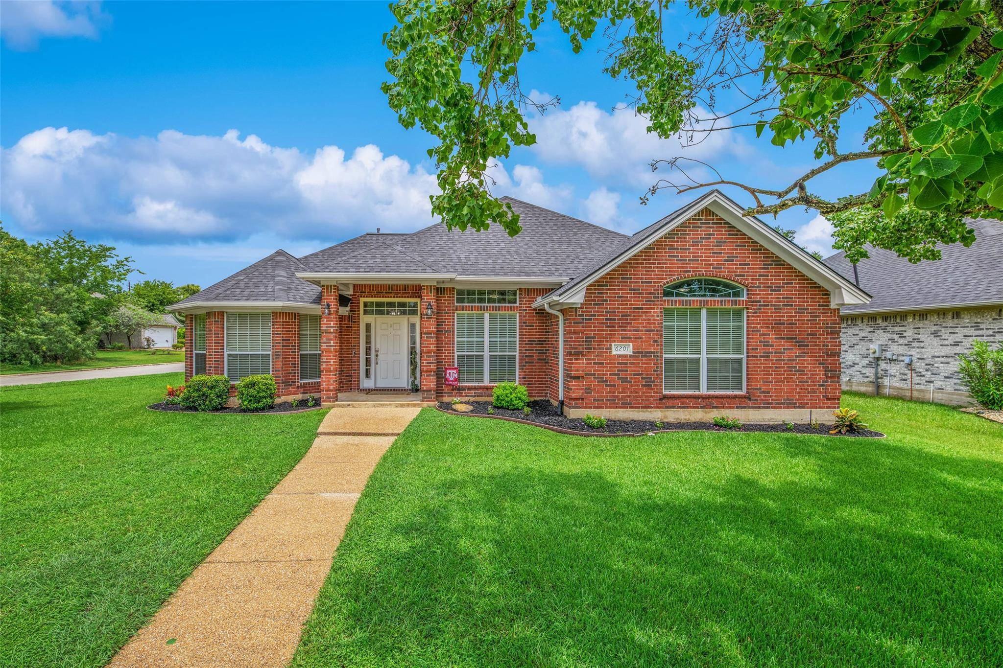 Bryan, TX 77802,6201 Cromwell CT