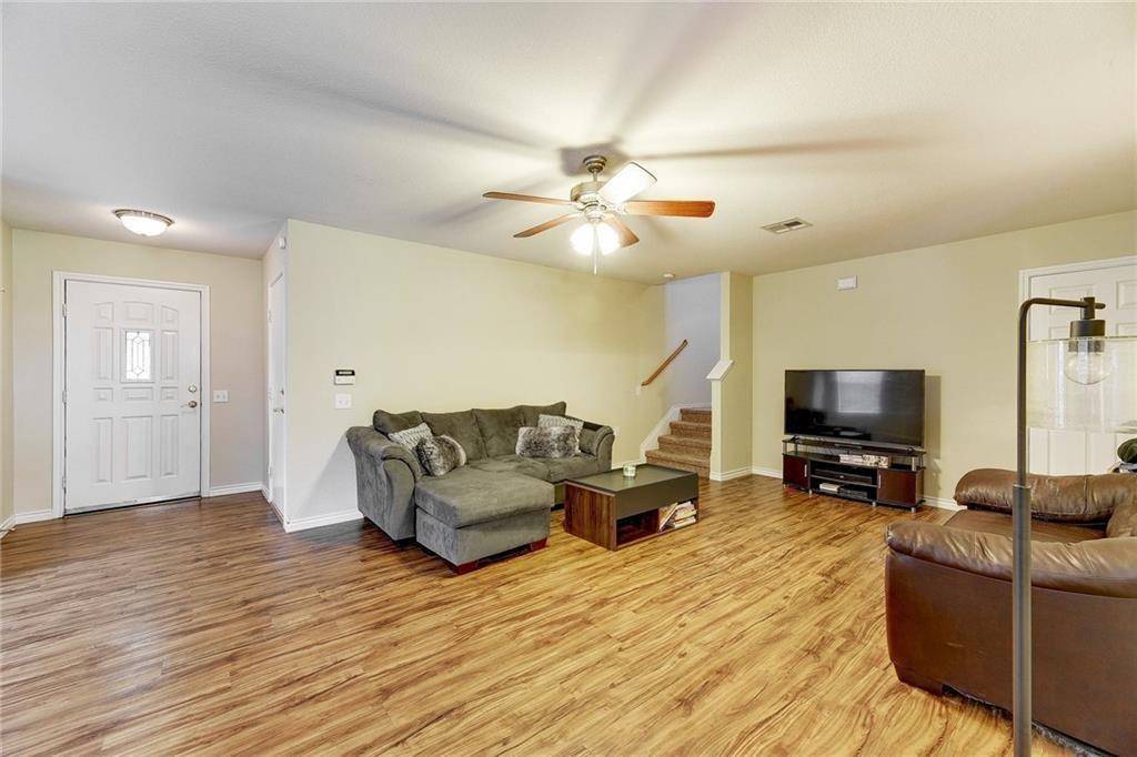 Austin, TX 78741,1432 Anise DR