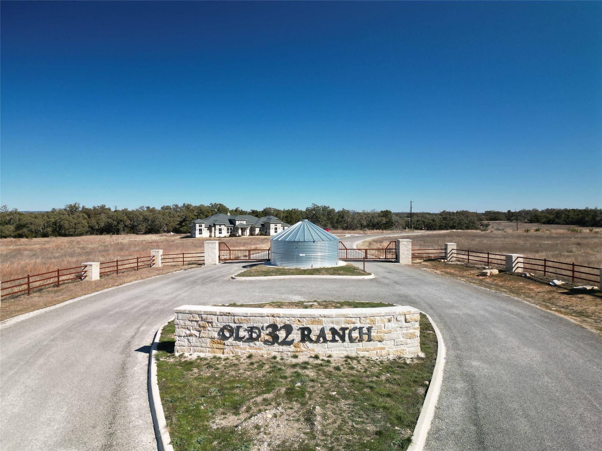 Blanco, TX 78606,650 Windmill Ridge DR