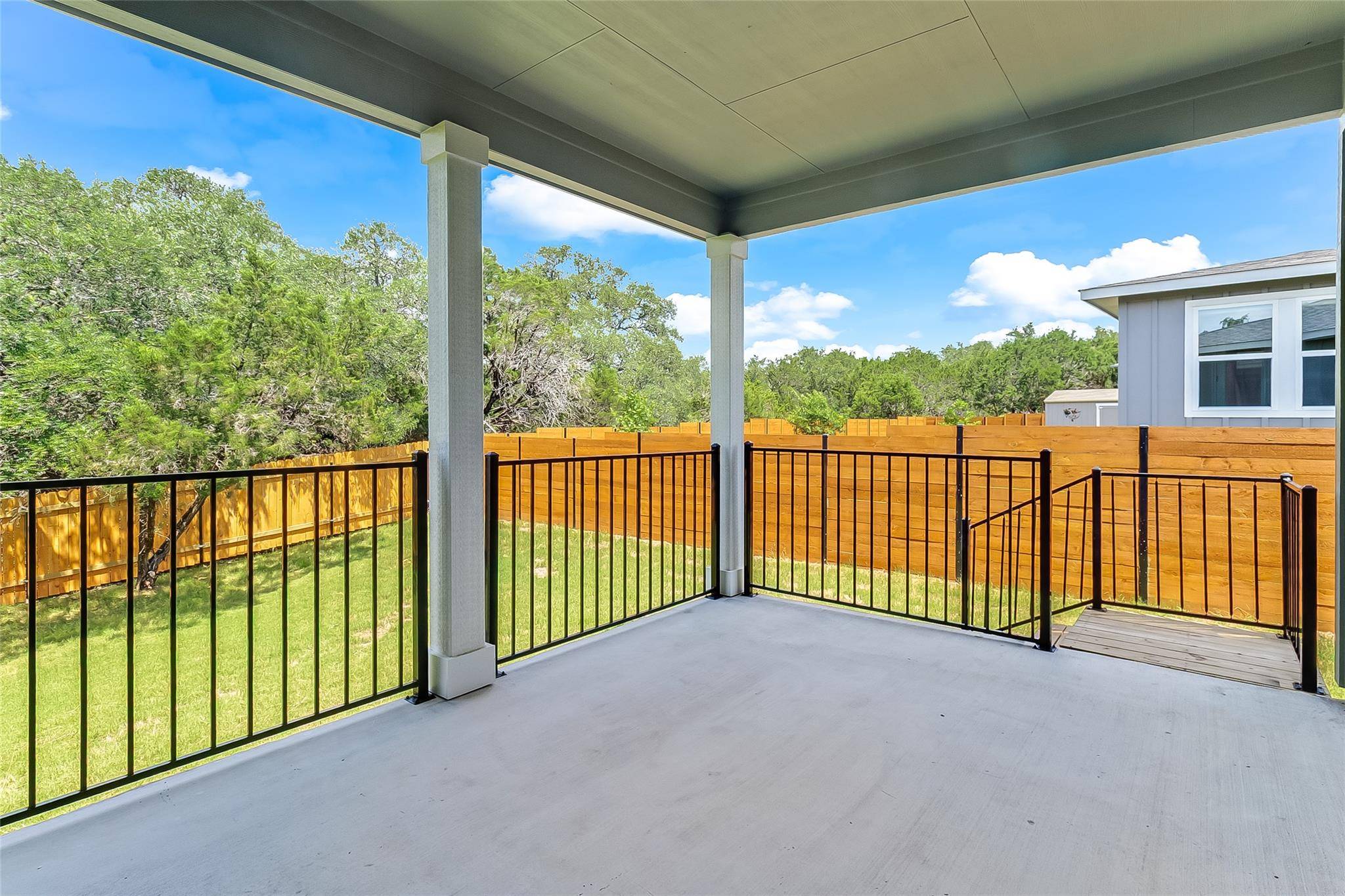 Lago Vista, TX 78645,21710 Patton DR
