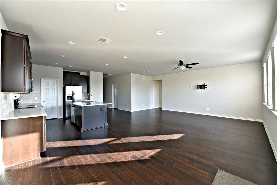 Leander, TX 78641,517 Whitney TRL