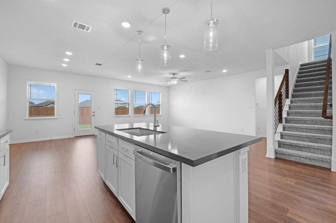 Hutto, TX 78634,1005 Ricky CT