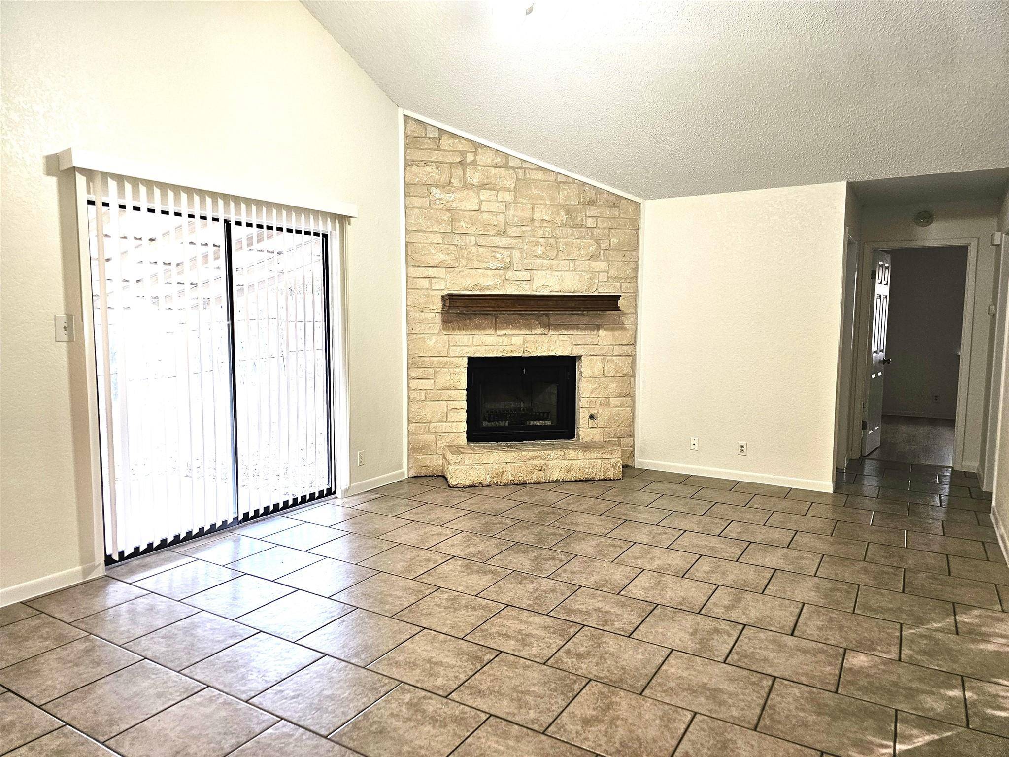 Round Rock, TX 78681,1747-1745 Horseshoe CIR