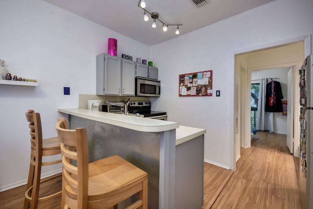 Austin, TX 78705,2210 Pearl ST #204