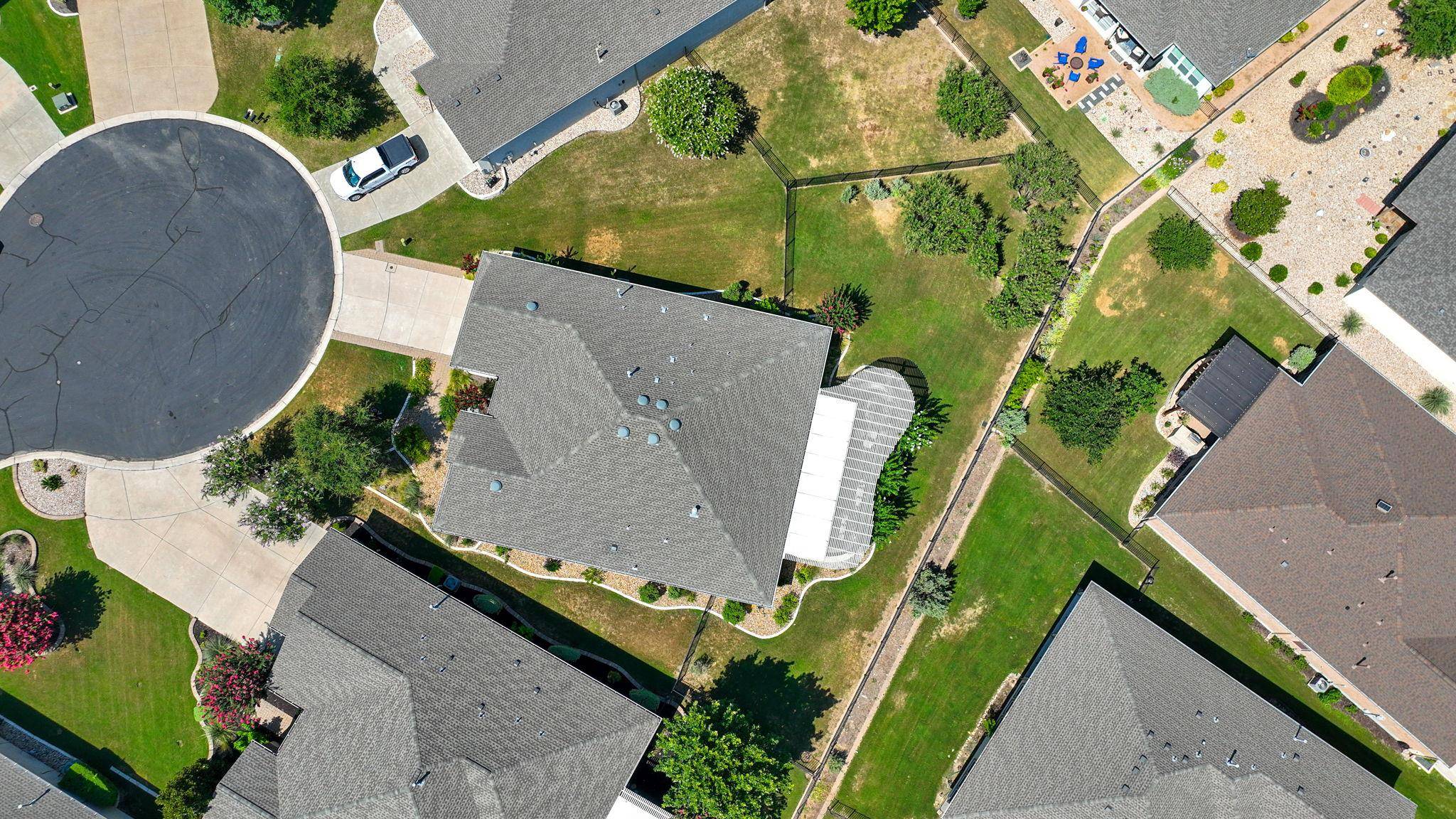 Georgetown, TX 78633,906 Glass Mountain CV
