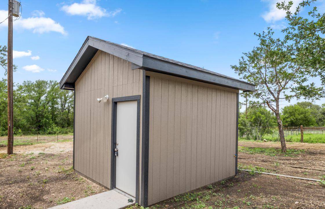 Briggs, TX 78608,28789 FM 963