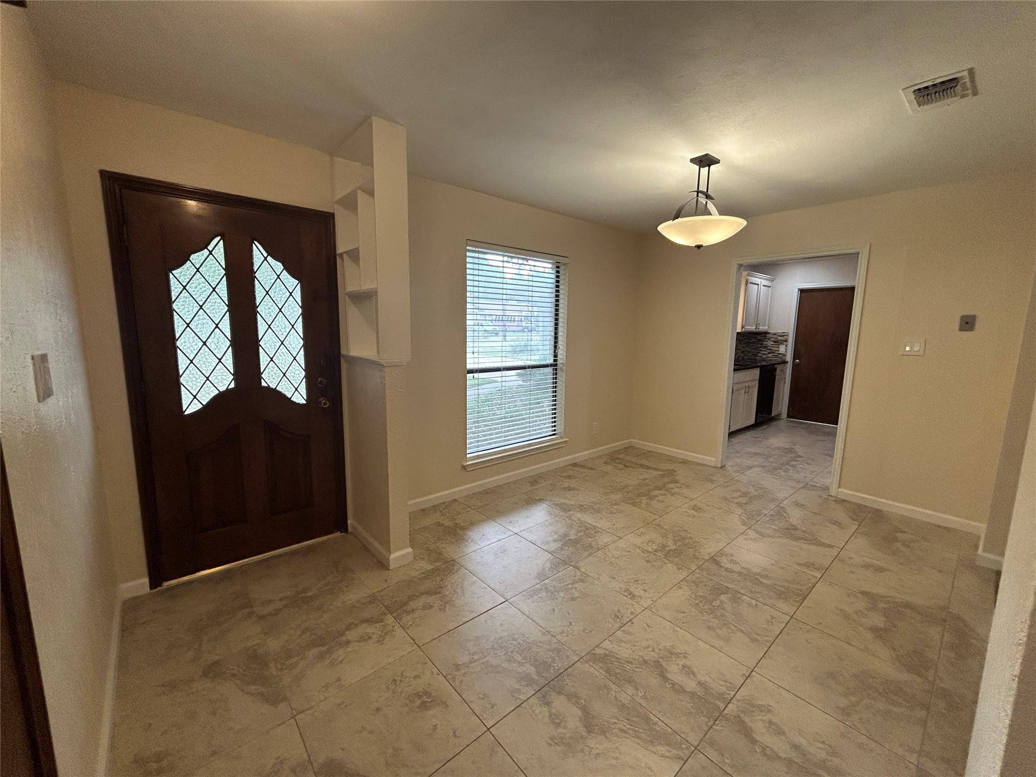 Manchaca, TX 78652,1012 MOCKINGBIRD DR