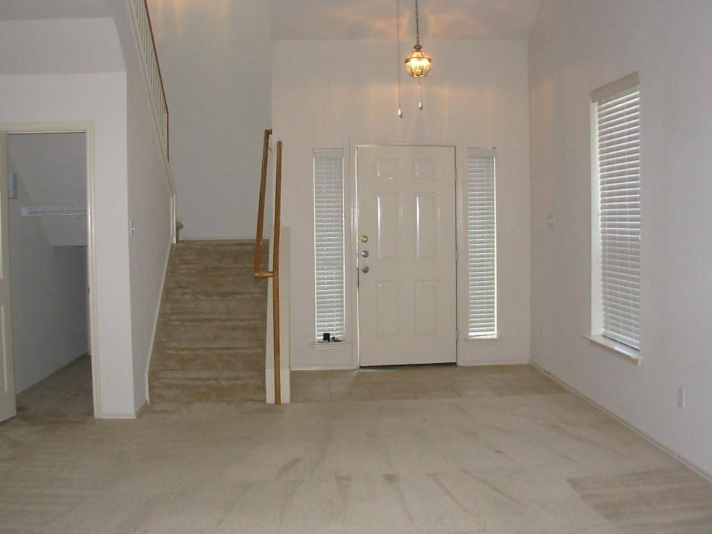 Austin, TX 78745,2103 Keepsake DR