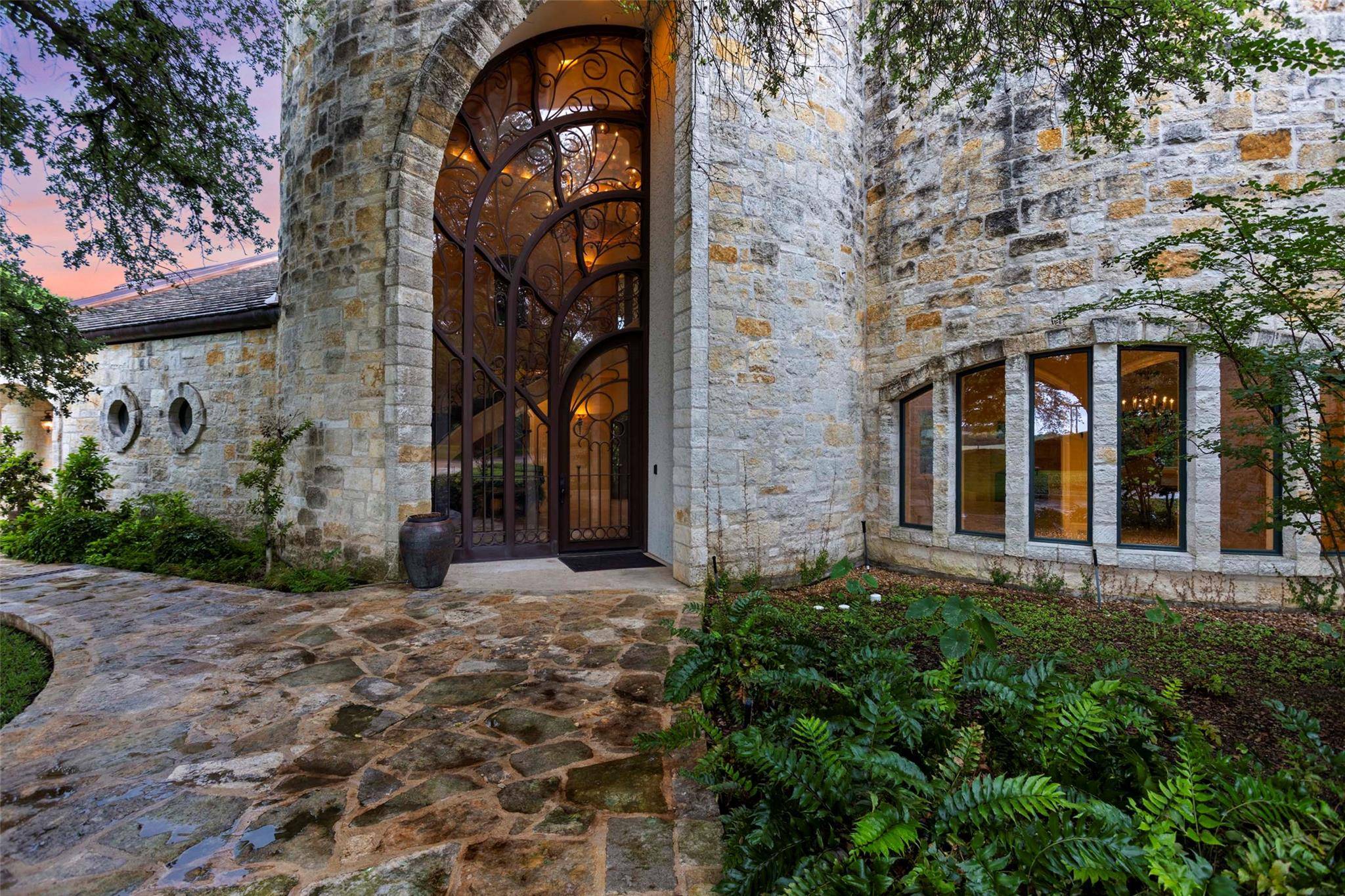 Belton, TX 76513,8536 Armstrong RD