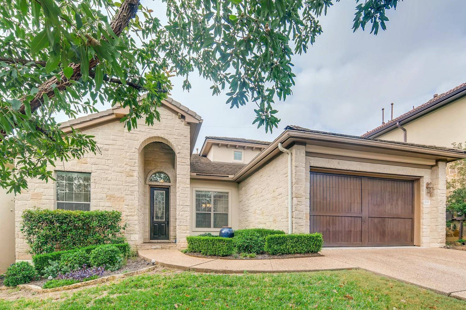 Austin, TX 78732,11300 Woodland Hills TRL