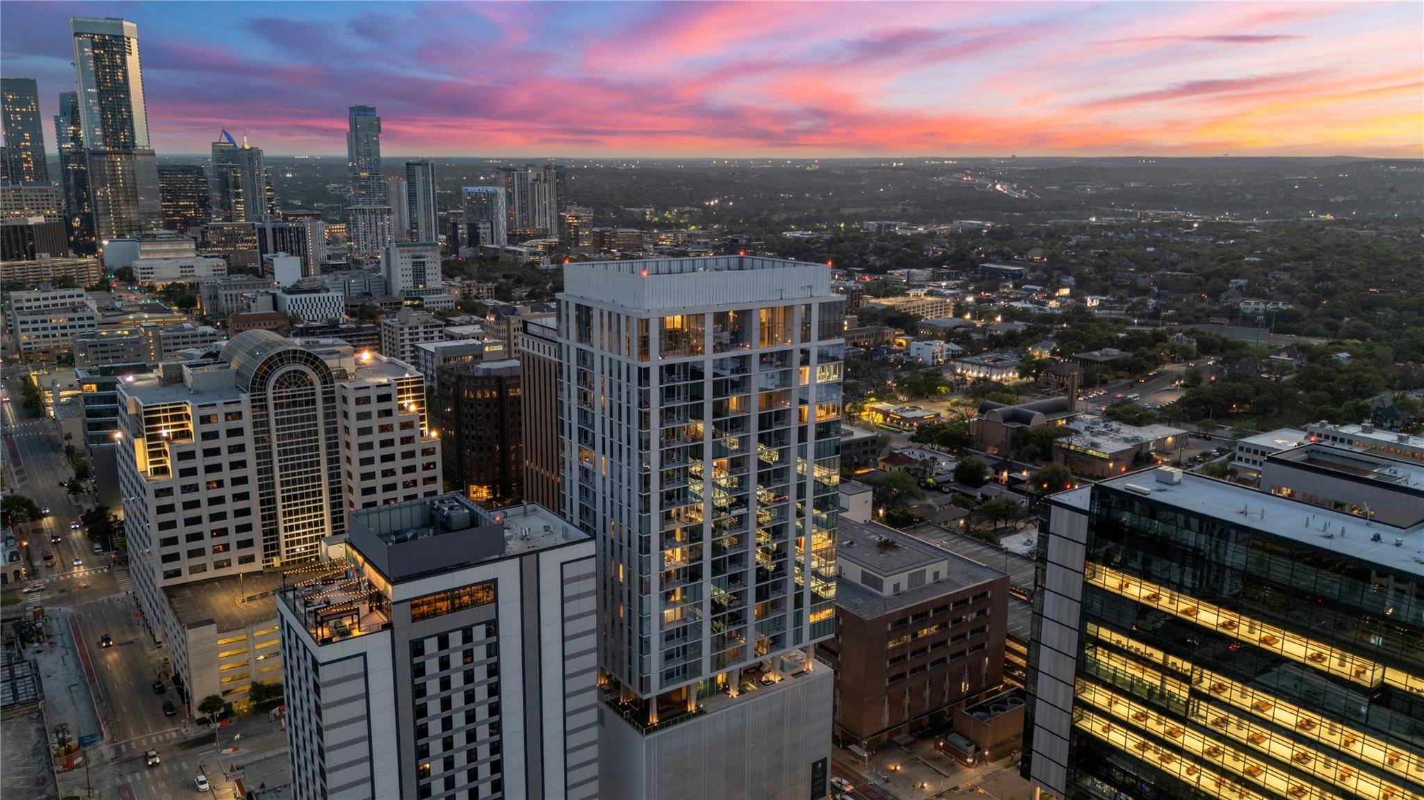 Austin, TX 78701,313 W 17th ST #1804