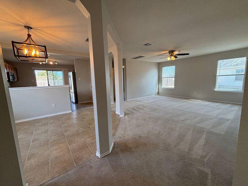 Hutto, TX 78634,1005 Bakers CV