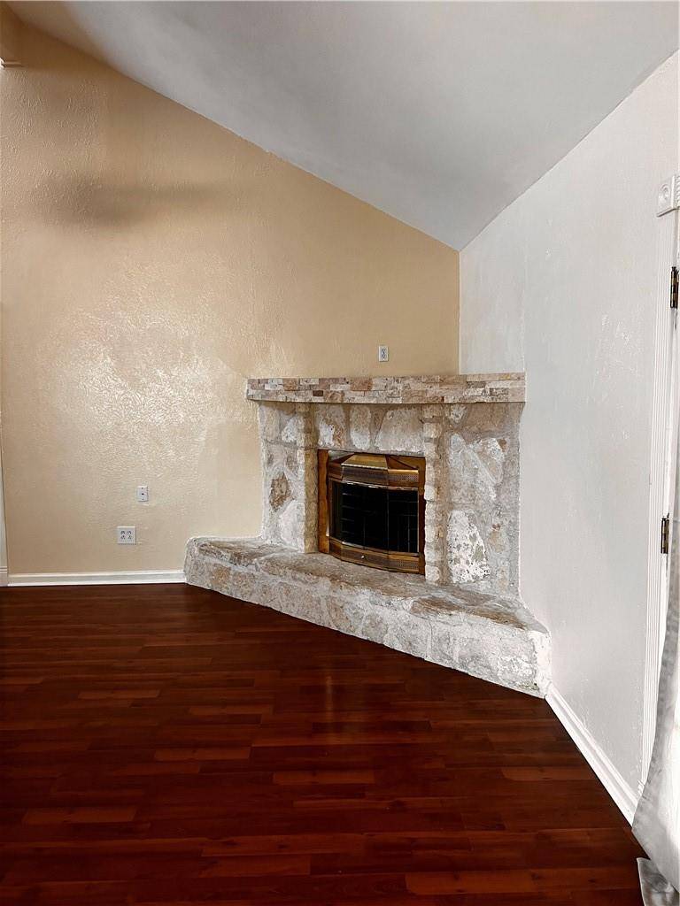 Buda, TX 78610,515 Bonita Vista DR