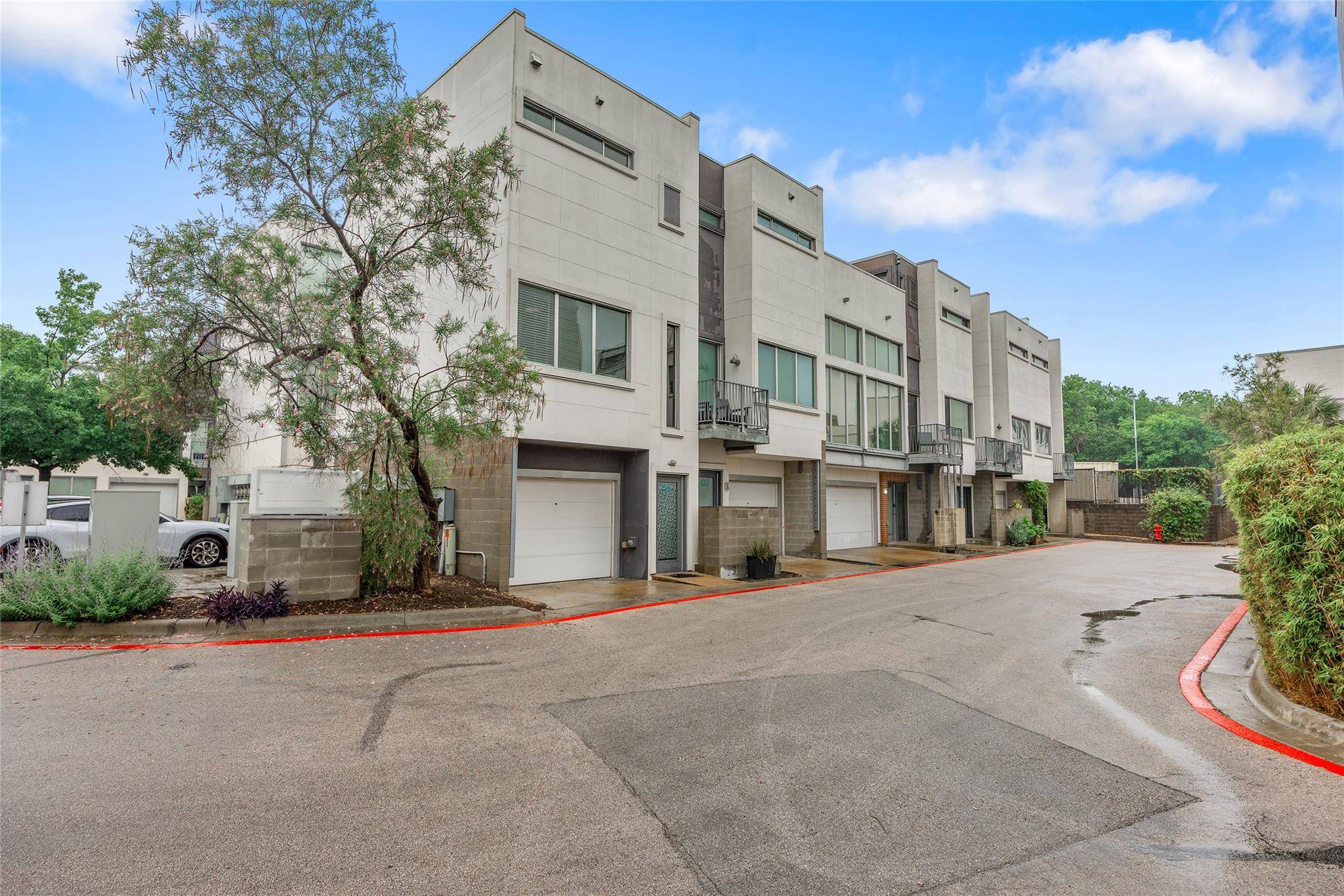 Austin, TX 78745,4801 S Congress Ave #D1
