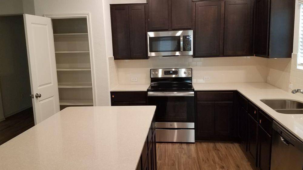 Hutto, TX 78634,729 Carol DR