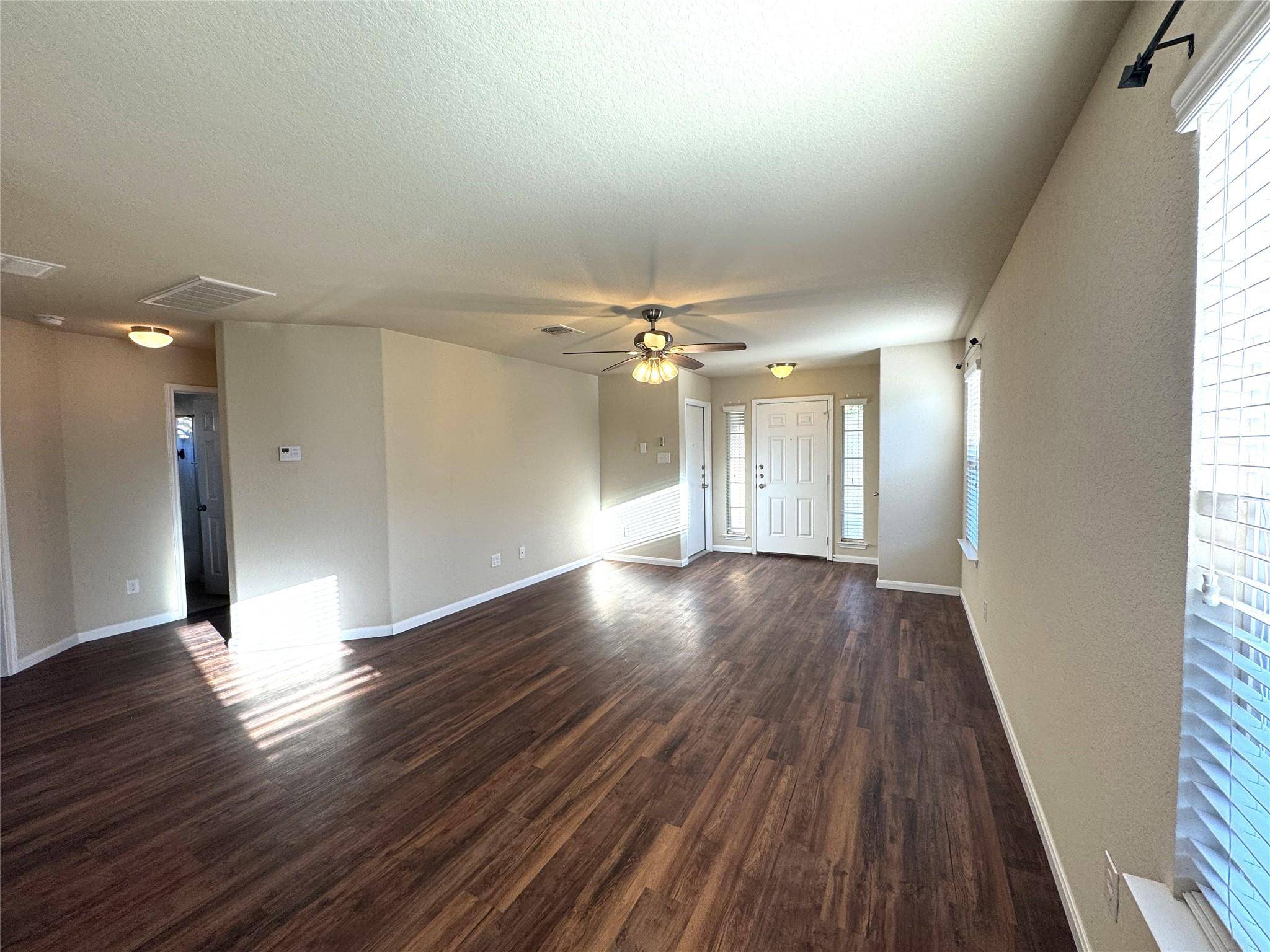 Lockhart, TX 78644,1522 Monte Vista DR