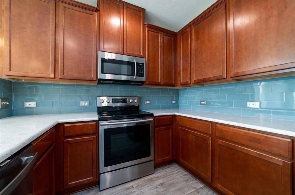 Austin, TX 78744,7013 Lickeen CT