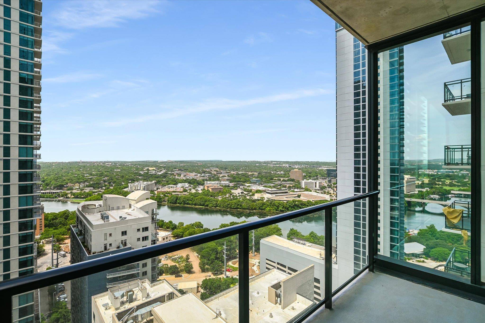 Austin, TX 78701,610 Davis ST #2705