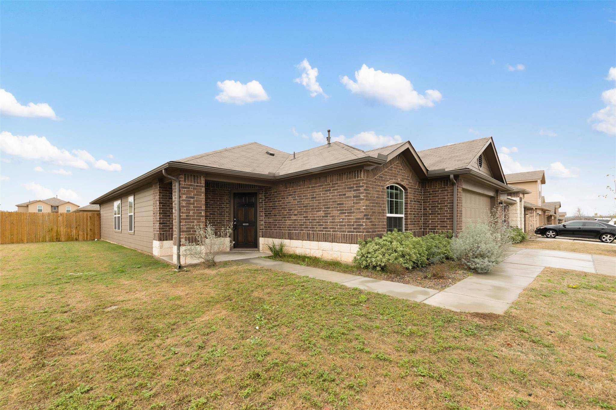 Austin, TX 78744,6617 Kauai LN