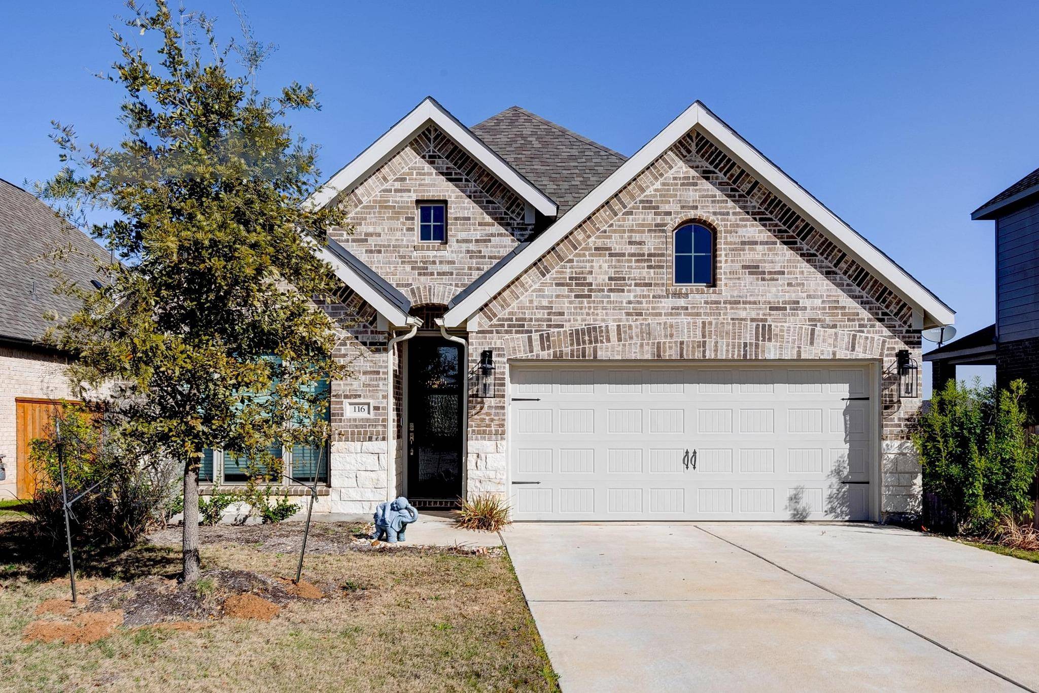 Bastrop, TX 78602,116 Rosemary CT
