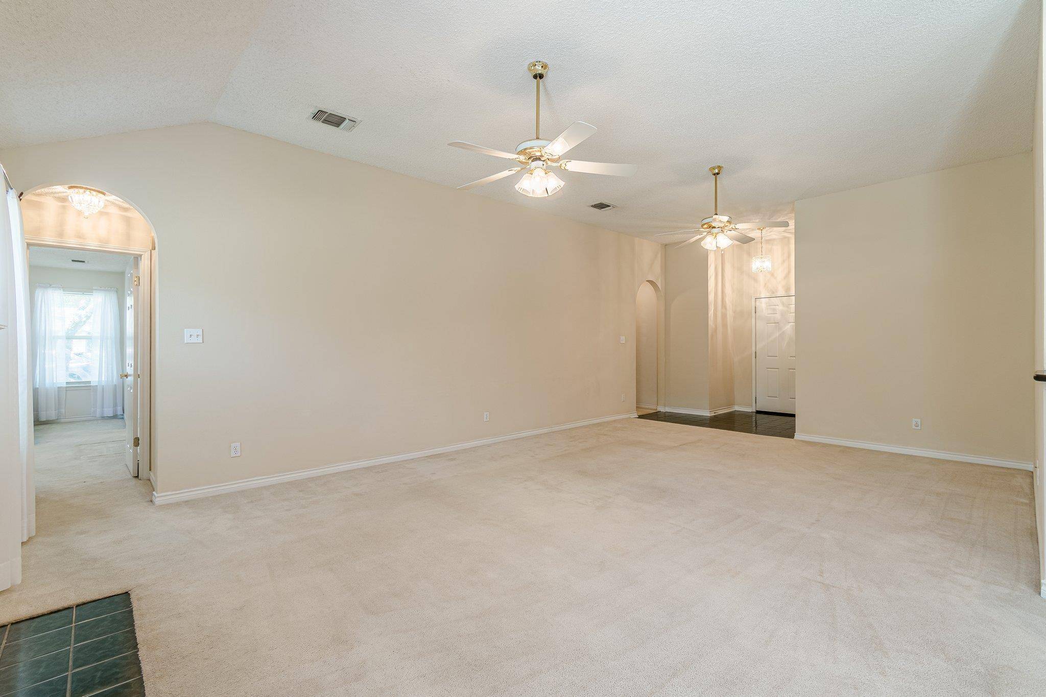Mountain City, TX 78610,127 Maple DR