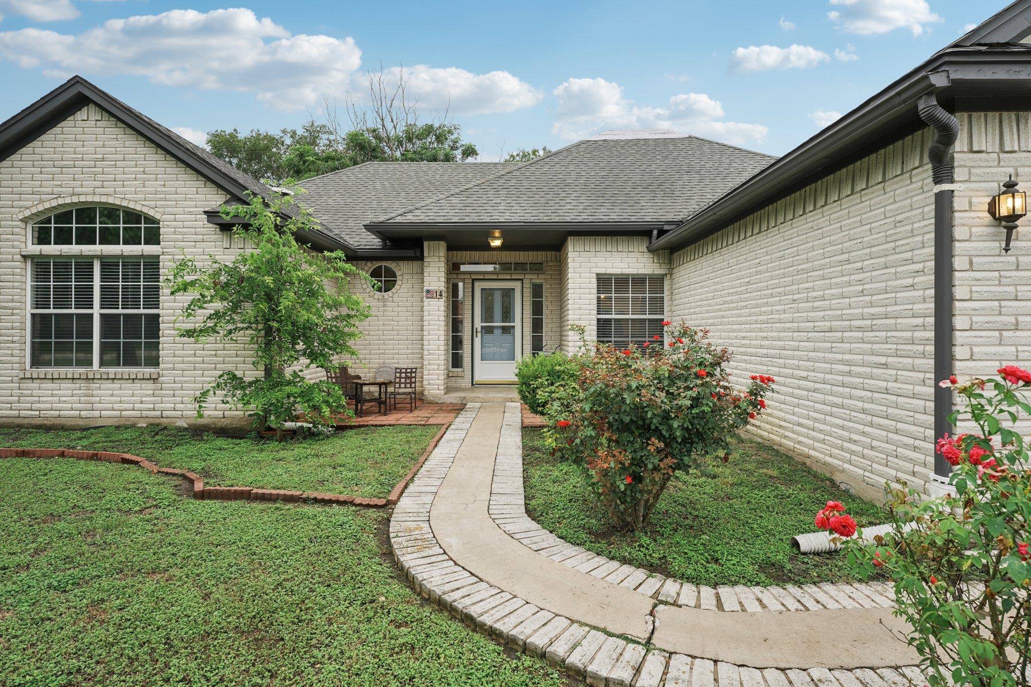 Maxwell, TX 78656,14 Country LN