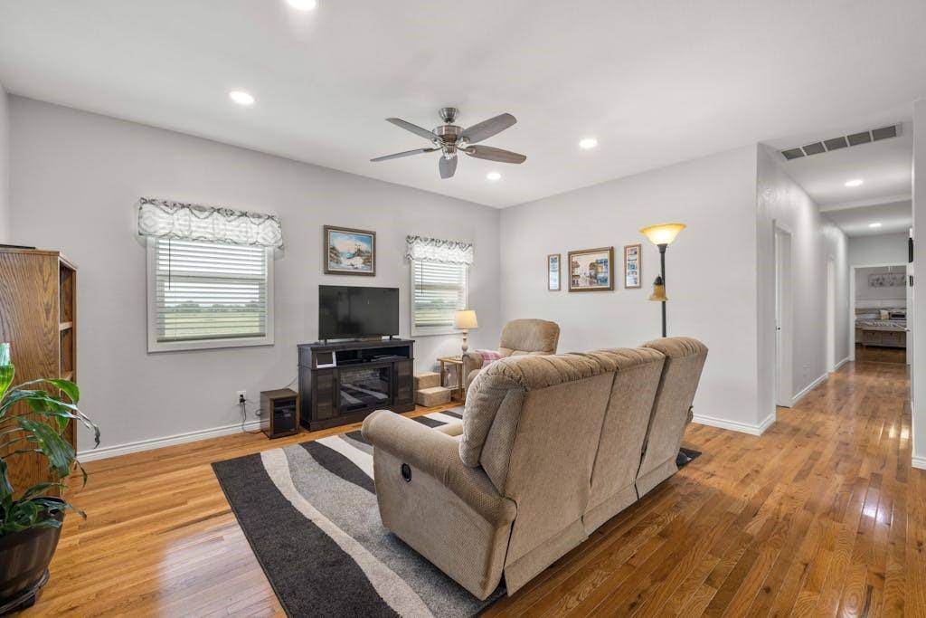 Florence, TX 76527,1881 County Road 251